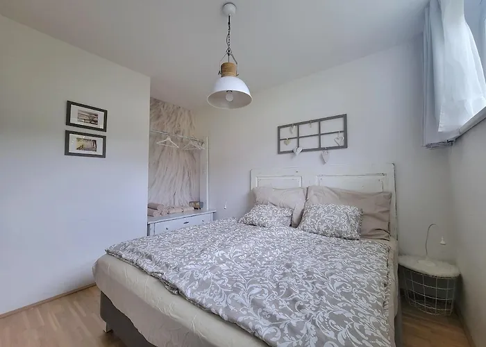 Grimminglounge Apartman *